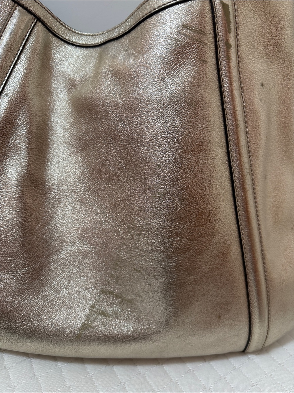 Gucci Interlocking G Britt Champagne Leather Hobo Shoulder Bag - Picture 13 of 13
